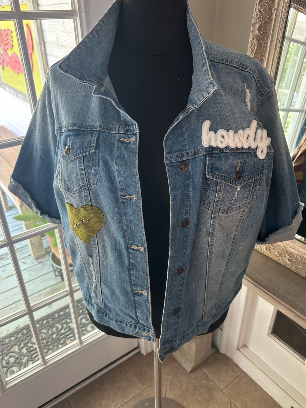 Embellished Denim Jacket with patches 3x